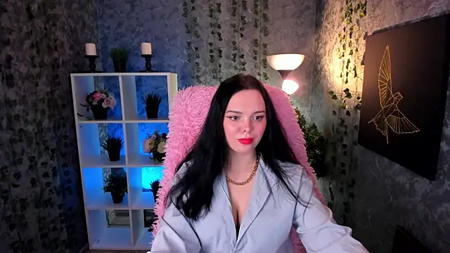Emma Rolland online show from 01-20-25, 03:26