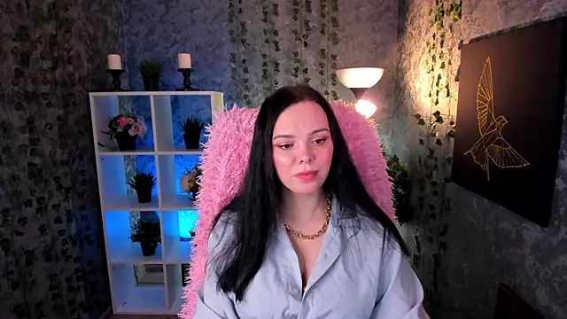 Emma Rolland online show from 01-19-25, 09:23
