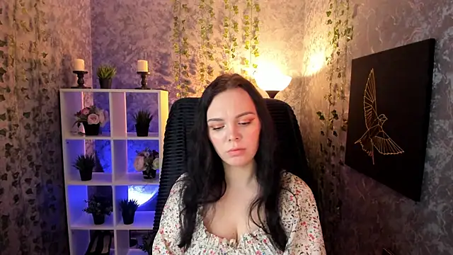 Emma Rolland online show from 01-29-25, 08:14