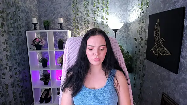 Emma Rolland online show from 01-18-25, 12:24