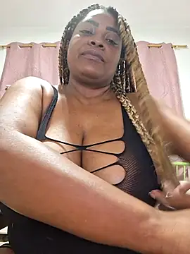 Snapshot of GoddessCarrie chatting on 10-12-25, 06:15 GoddessCarrie online show from 10-12-25, 06:15