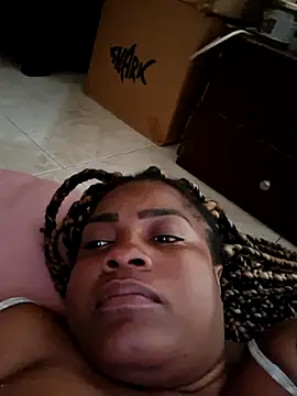 Snapshot of GoddessCarrie chatting on 10-17-25, 02:04 GoddessCarrie online show from 10-17-25, 02:04