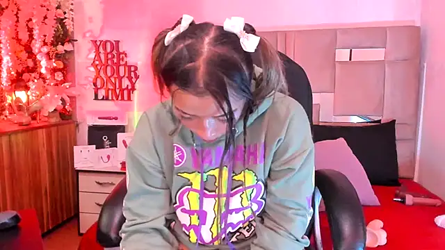 natacha  black  online show from 02-25-25, 05:52