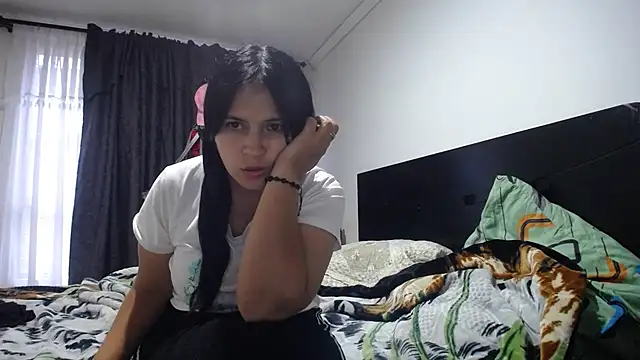 Snapshot of princehermosa44 chatting on 10-24-25, 09:36 princehermosa44 online show from 10-24-25, 09:36