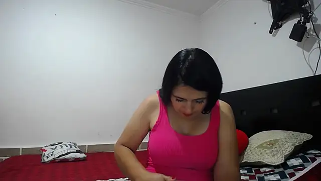 princehermosa44 online show from 05-02-26, 07:41
