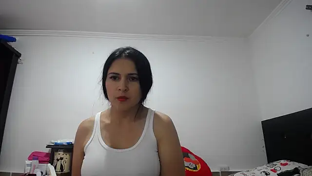 princehermosa44 online show from 05-11-26, 08:50