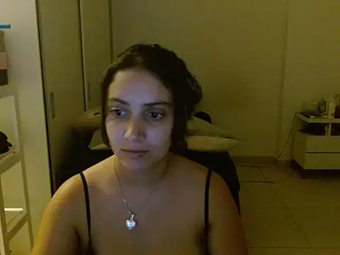Snapshot of xBubblyBarbiexx chatting on 03-05-25, 02:03 xBubblyBarbiexx online show from 03-05-25, 02:03