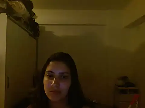 Snapshot of xBubblyBarbiexx chatting on 10-04-25, 03:08 xBubblyBarbiexx online show from 10-04-25, 03:08