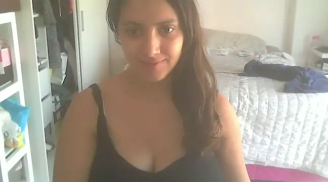 Snapshot of xBubblyBarbiexx chatting on 12-07-24, 03:14 xBubblyBarbiexx online show from 12-07-24, 03:14