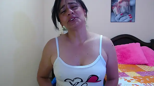 sara florez1 online show from 09-27-25, 10:43