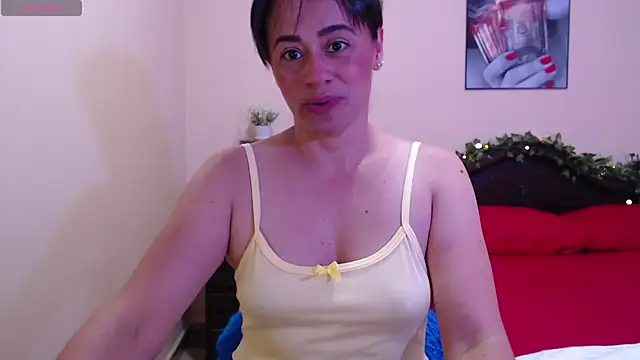 sara florez1 online show from 12-14-25, 12:00