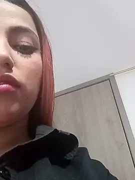 Naomy veracruz  online show from 10-28-25, 01:10