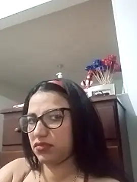 Naomy veracruz  online show from 05-09-26, 09:07