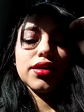 Naomy veracruz  online show from 11-01-25, 01:05