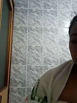 Naomy veracruz  online show from 12-02-25, 10:17