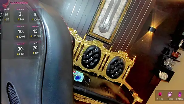 Alessa mullen online show from 11-18-25, 03:21