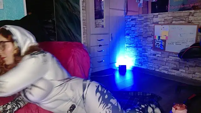 Meg4n 420 online show from 11-15-25, 05:00