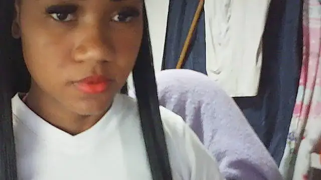 Fariana01 online show from 07-11-26, 10:10