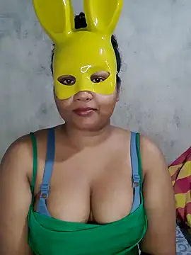 Snapshot of Masha_123 chatting on 01-25-25, 05:51 Masha 123 online show from 01-25-25, 05:51