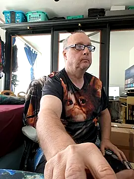 Manfred1012 online show from 05-01-26, 08:08