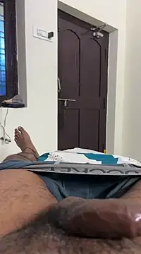 aprivateguy online show from 12-17-24, 05:18