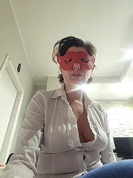 Vagabondainnamorata online show from 03-27-26, 04:21