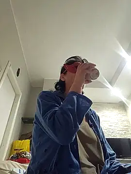 Vagabondainnamorata online show from 12-22-25, 03:39