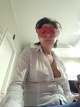 Vagabondainnamorata online show from 03-17-26, 04:15