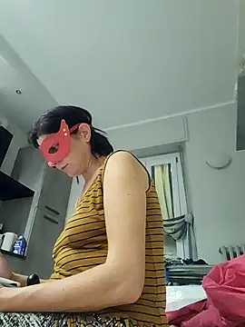 Vagabondainnamorata online show from 10-28-25, 07:13