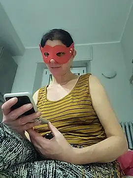 Vagabondainnamorata online show from 12-16-25, 07:18