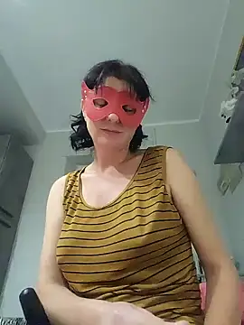 Vagabondainnamorata online show from 11-28-25, 06:52