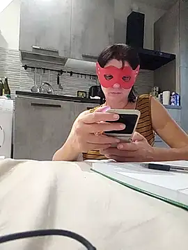 Vagabondainnamorata online show from 10-29-25, 03:44