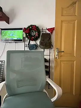 Snapshot of Suckmehar chatting on 12-29-24, 11:29 Suckmehar online show from 12-29-24, 11:29