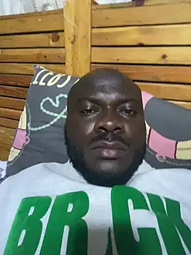 Snapshot of Suckmehar chatting on 12-25-24, 05:58 Suckmehar online show from 12-25-24, 05:58