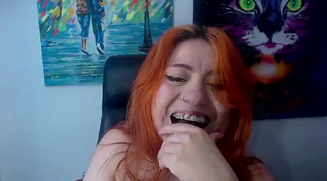 Snapshot of XxMiaSexxyHotxX chatting on 03-10-25, 05:18 XxMiaSexxyHotxX online show from 03-10-25, 05:18