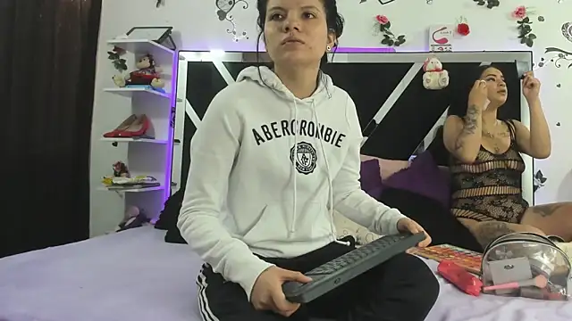 Snapshot of abby_eemily chatting on 10-01-25, 12:09 abby eemily online show from 10-01-25, 12:09
