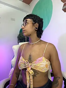 LollaByer online show from 11-16-25, 09:08