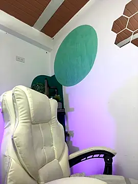 LollaByer online show from 11-15-25, 11:09