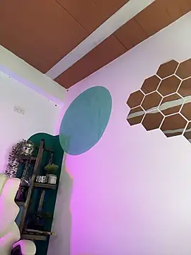 LollaByer online show from 01-12-26, 07:42