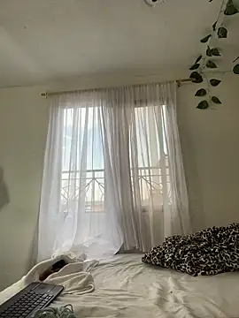 LollaByer online show from 03-29-26, 09:38