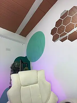 LollaByer online show from 11-12-25, 09:07