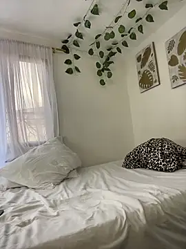 LollaByer online show from 03-28-26, 09:05