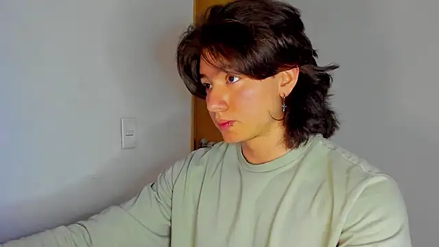 AngelBennet  online show from 11-14-25, 10:35