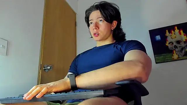 AngelBennet  online show from 10-17-25, 10:44