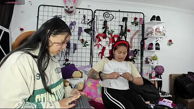 thedream girls online show from 06-15-26, 01:00