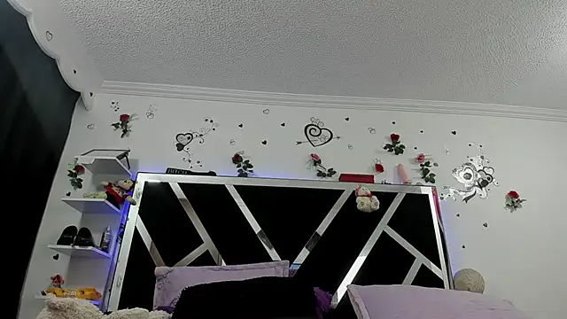 thedream girls online show from 10-31-25, 12:18