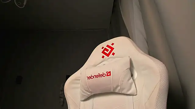 Kleo Godde online show from 11-02-25, 12:26