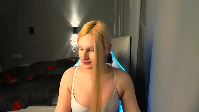 Kleo Godde online show from 10-21-25, 10:09