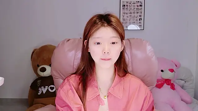 yangyang-1115 online show from 04-13-26, 02:15