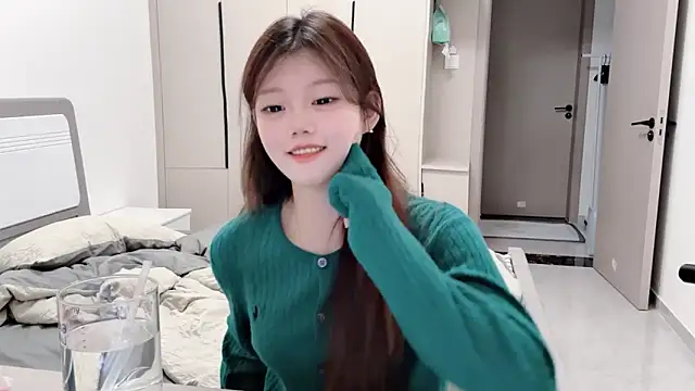 yangyang-1115 online show from 09-21-25, 05:23